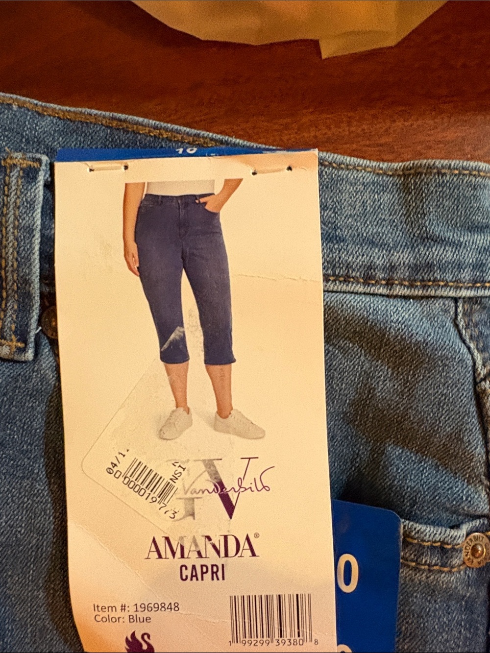 Gloria Vanderbilt Women's Blue Capri Jeans size 10